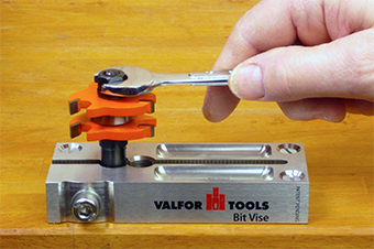 How to use the Bit Vise